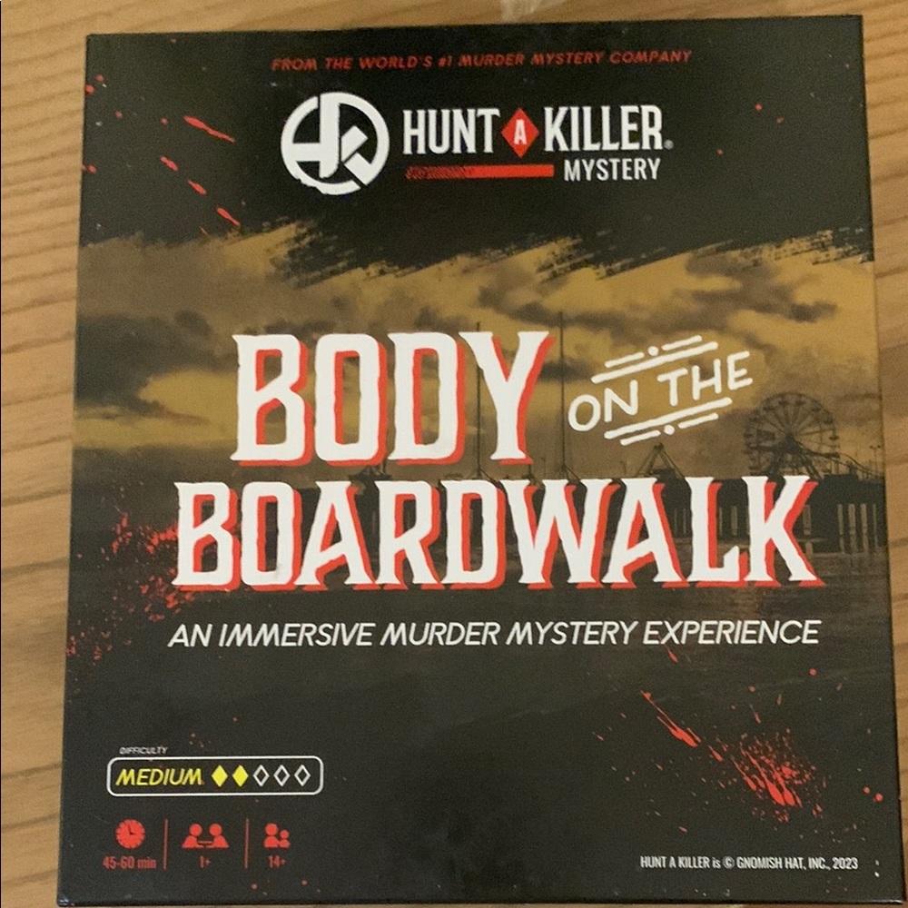 Hunt A Killer Mystery Game - Body on the Boardwalk